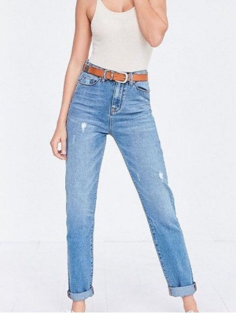 BDG Urban Outfitters Mom High Rise Jeans Size 27 Med Wash Distressed 30.5 Inseam